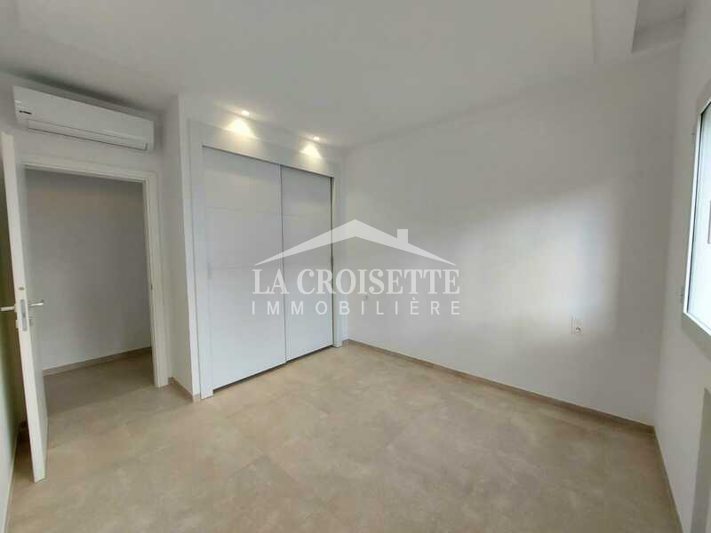 Appartement S+3 à La Soukra